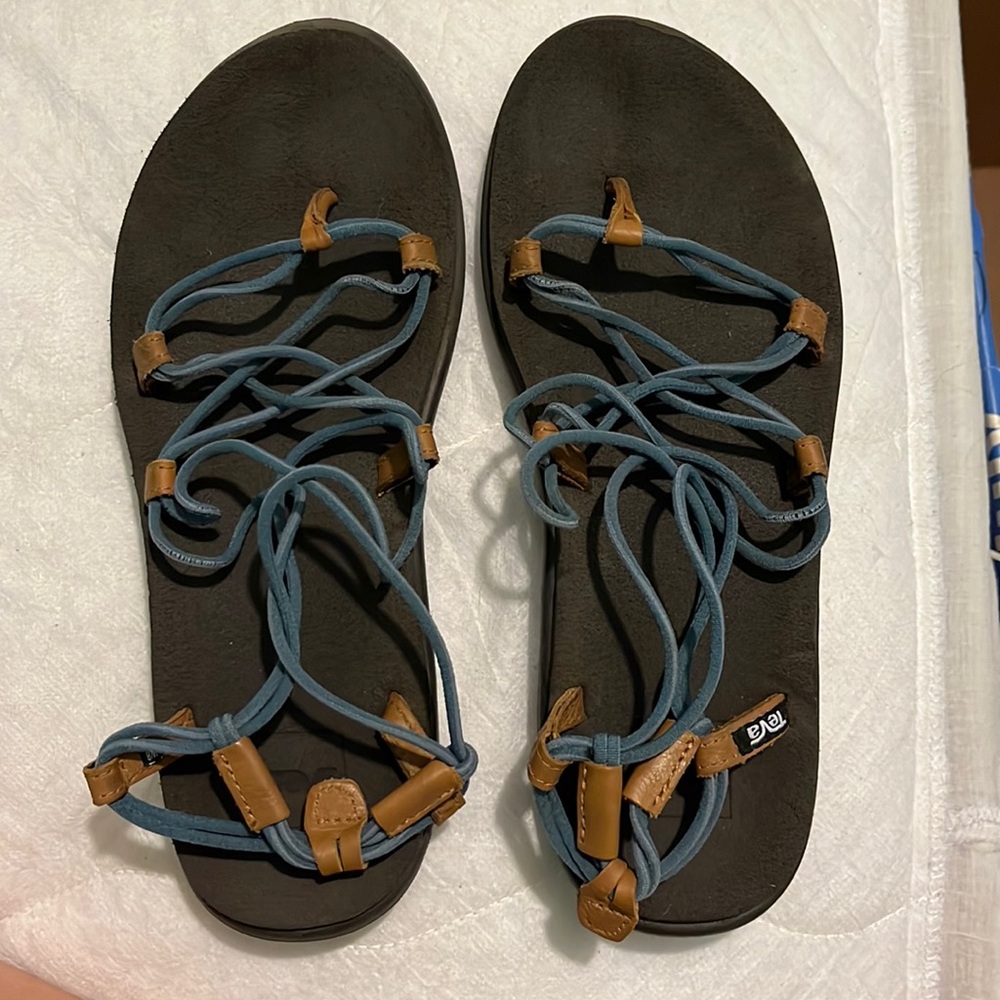 Teva Voya Infinity